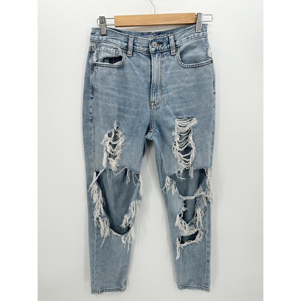 American Eagle Medium Wash Distressed Holey Mom Jeans Women Size 2 100% Cotton